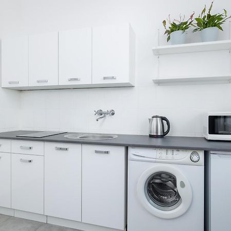 1-Bedroom Apartment - Dluga 65 Street 克拉科夫 外观 照片