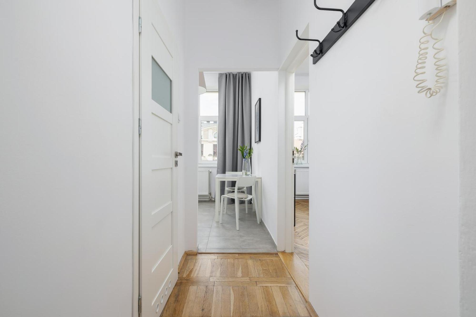1-Bedroom Apartment - Dluga 65 Street 克拉科夫 外观 照片